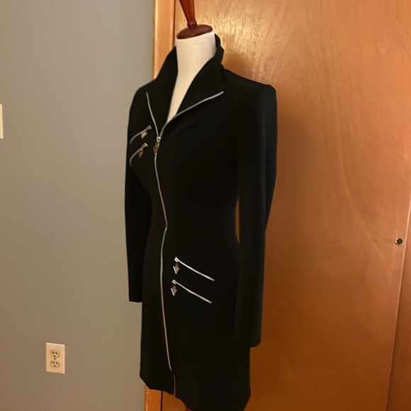 Mark Farrel New York, long sleeves dress, size S. Black, front zipper closure - Picture 12 of 17